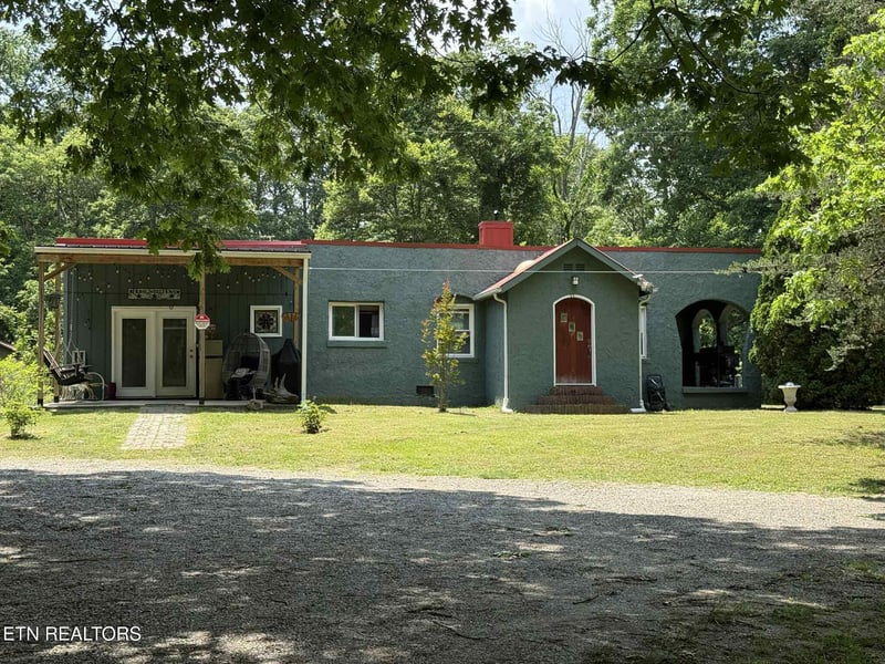 14765 N Highway 70, Monterey, TN 38574