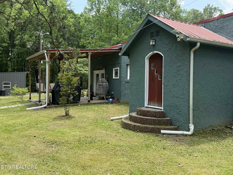 14765 N Highway 70, Monterey, TN 38574