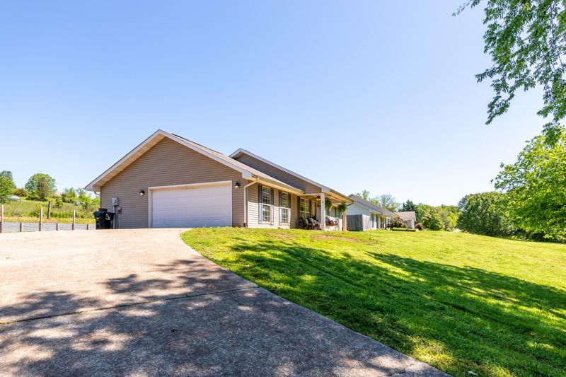 1478 Sheets Hollow Rd, Greenback, TN 37742