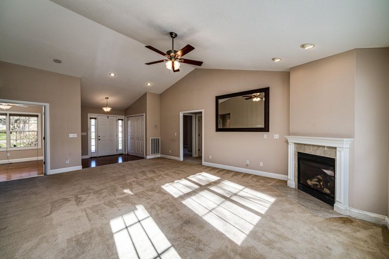 148 Berkshire Loop, Crossville, TN 38558