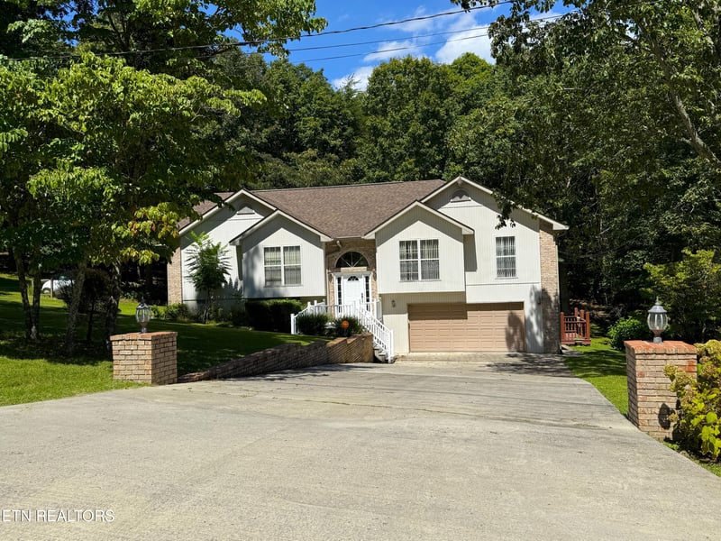 148 Fox Run Rd, Crossville, TN 38571