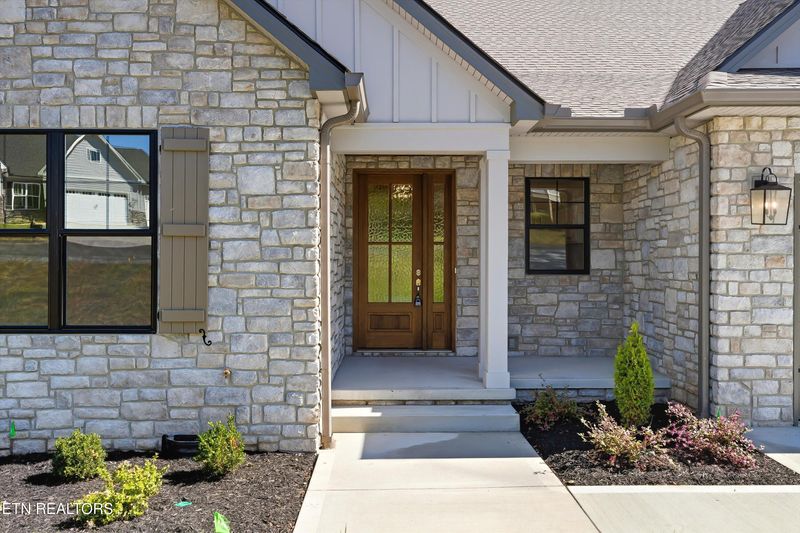 148 Nunyu Tr, Vonore, TN 37885