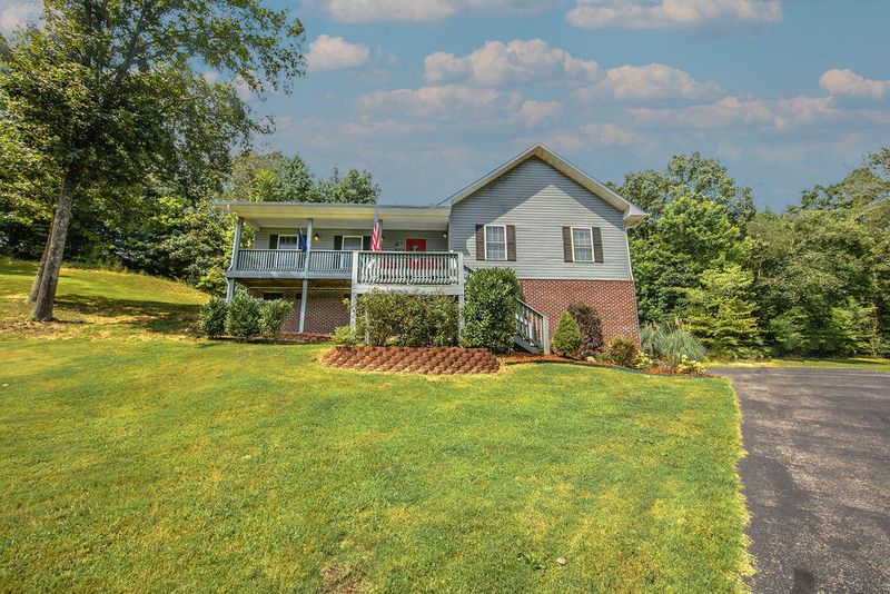148 Pineview Dr, Kingston, TN 37763