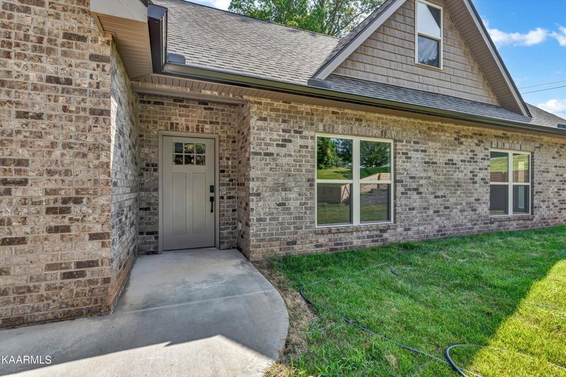 148 Robinson Tr, Loudon, TN 37774