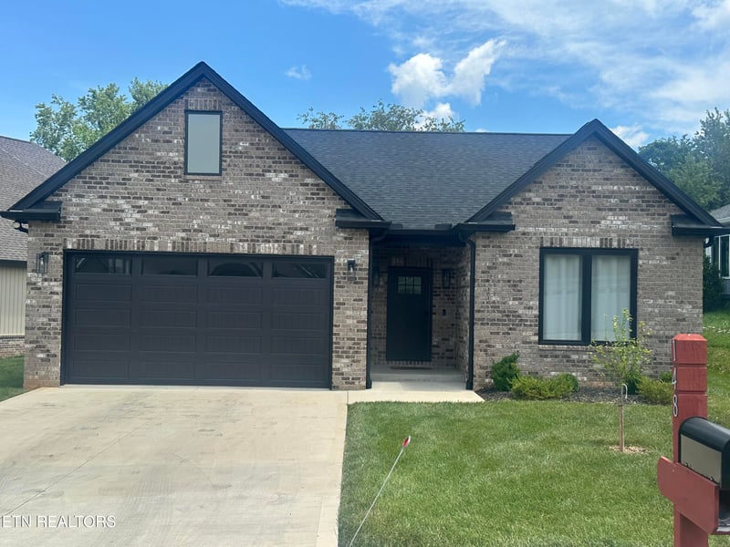 148 Tsuhdatsi Way, Loudon, TN 37774