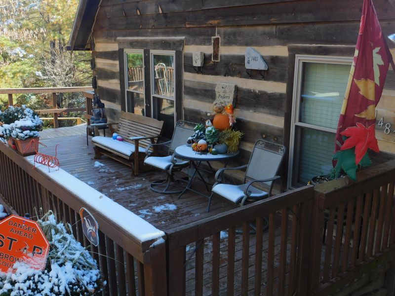 1483 Honey Oaks Way, Sevierville, TN 37876