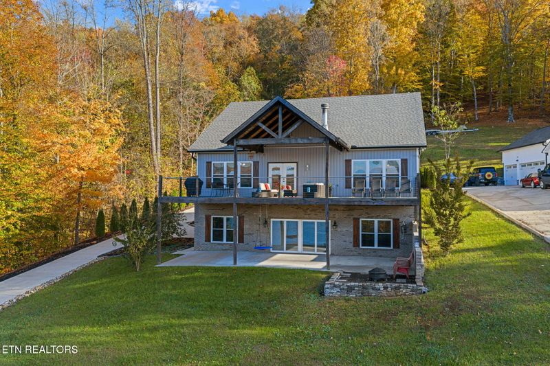 1484 Hickory Point Ln, Maynardville, TN 37807