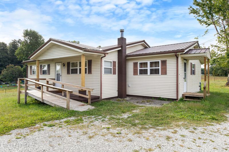 1485 Mountain View Rd, Robbins, TN 37852