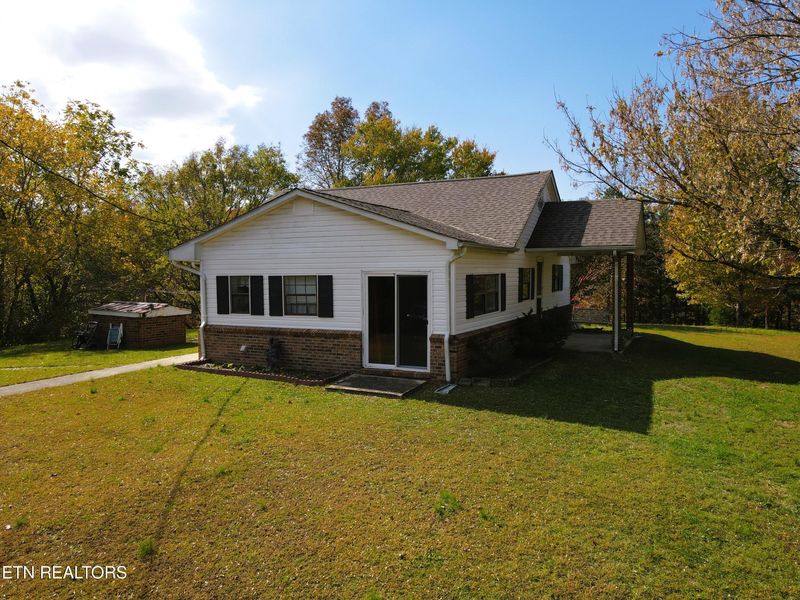 1485 Riggs Chapel Rd, Harriman, TN 37748