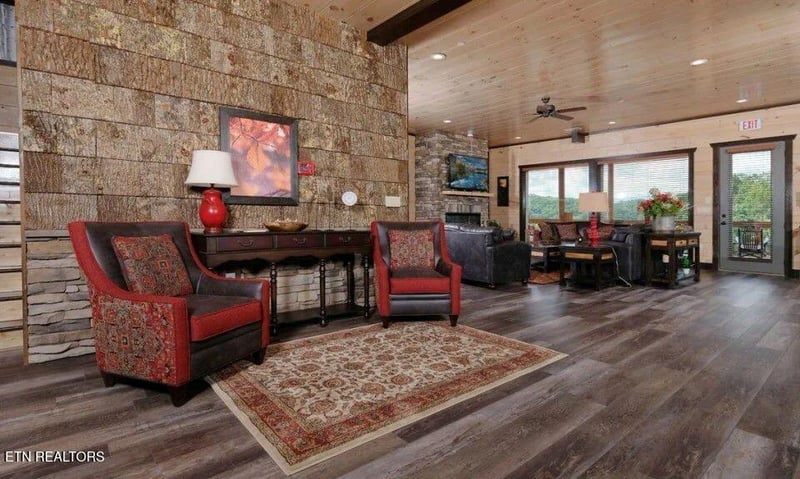 14851481 Sleepy Valley Ln, Sevierville, TN 37876