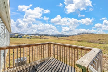 1486 Howell River Rd, Rutledge, TN 37861