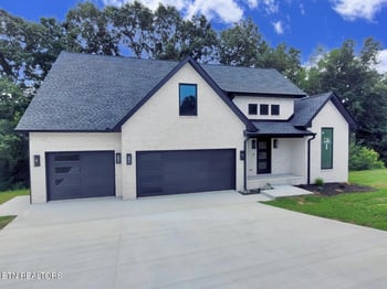 1489 Thomas Woods Way, Lenoir City, TN 37772