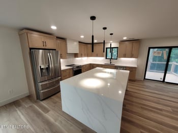 1489 Thomas Woods Way, Lenoir City, TN 37772