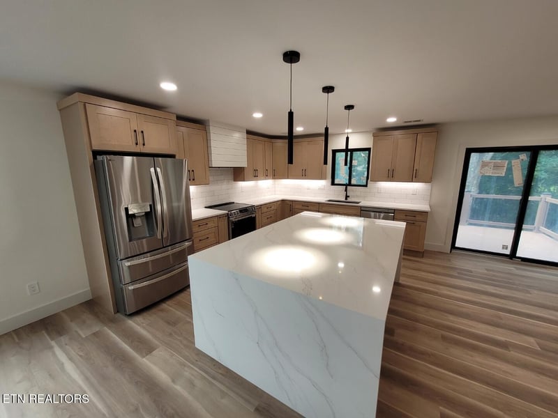 1489 Thomas Woods Way, Lenoir City, TN 37772