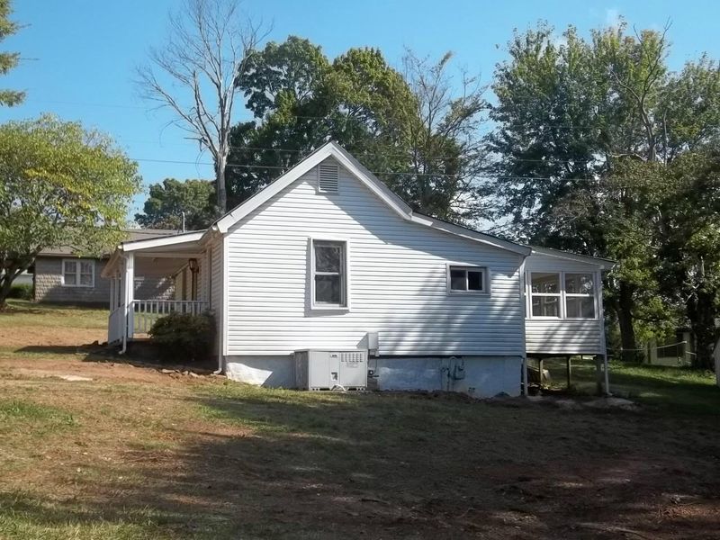 149 Black Oak Rd, Clinton, TN 37716