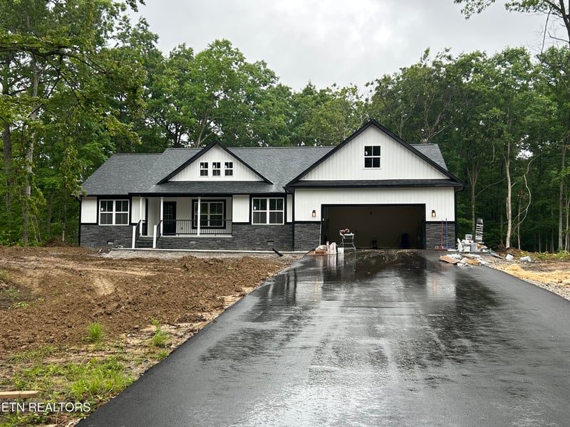 149 Divide Tr, Monterey, TN 38574
