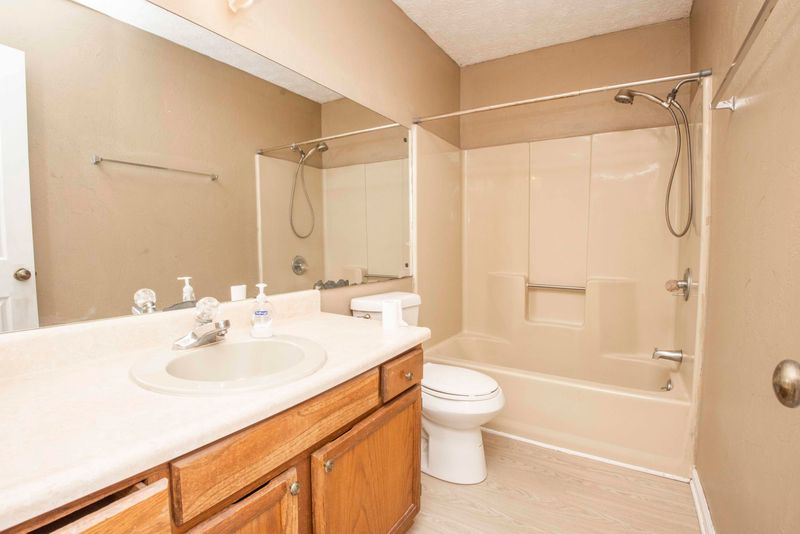 149 High Point Ln, Oak Ridge, TN 37830