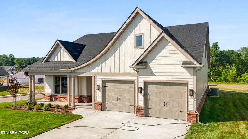 149 Limelight Ln, Lenoir City, TN 37772