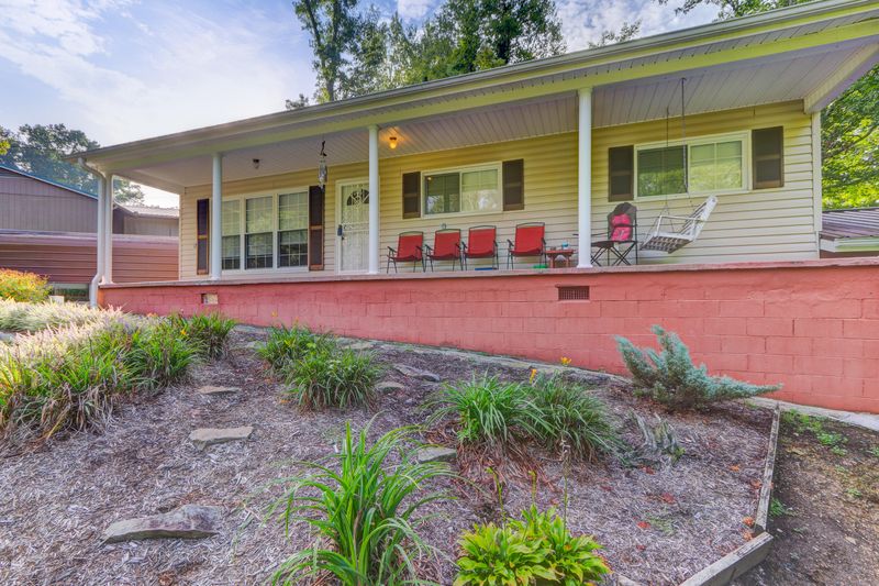 149 Richards Dr, Oliver Springs, TN 37840