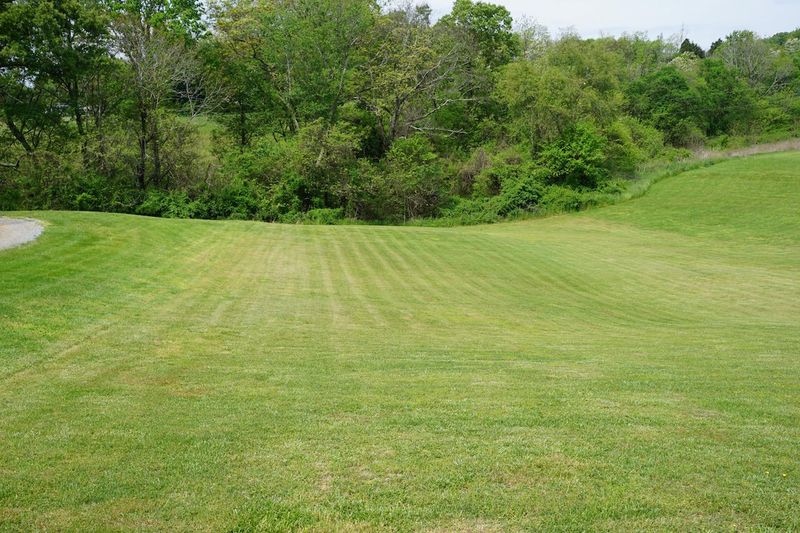 1490 Dover Rd, Morristown, TN 37813