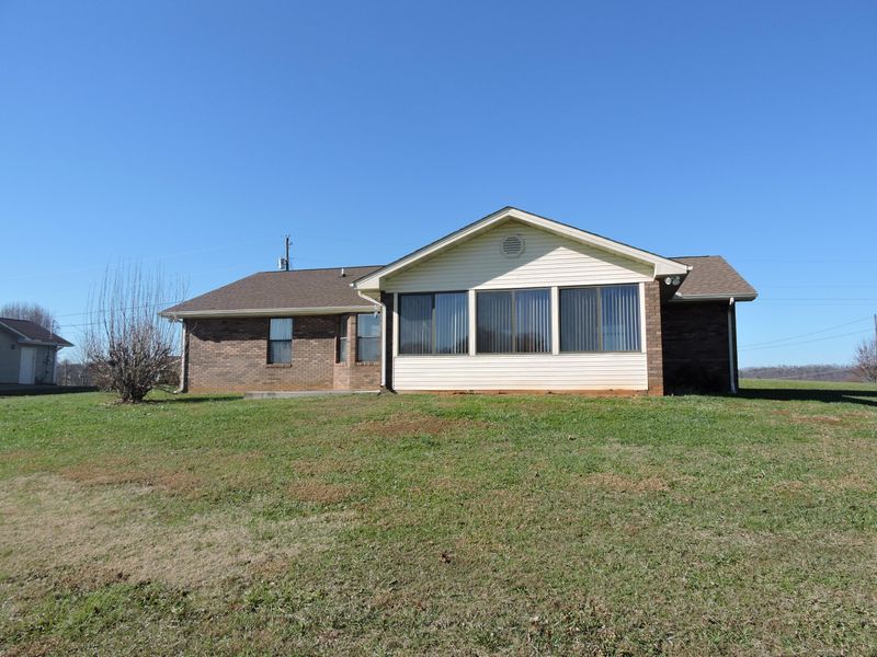 1496 Broadview, Sevierville, TN 37876