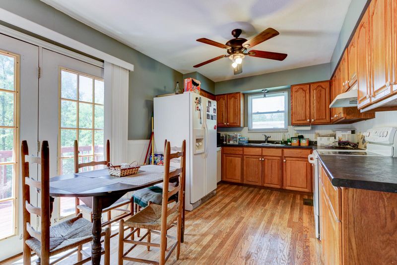 1496 Cherry Bottom Rd, Caryville, TN 37714