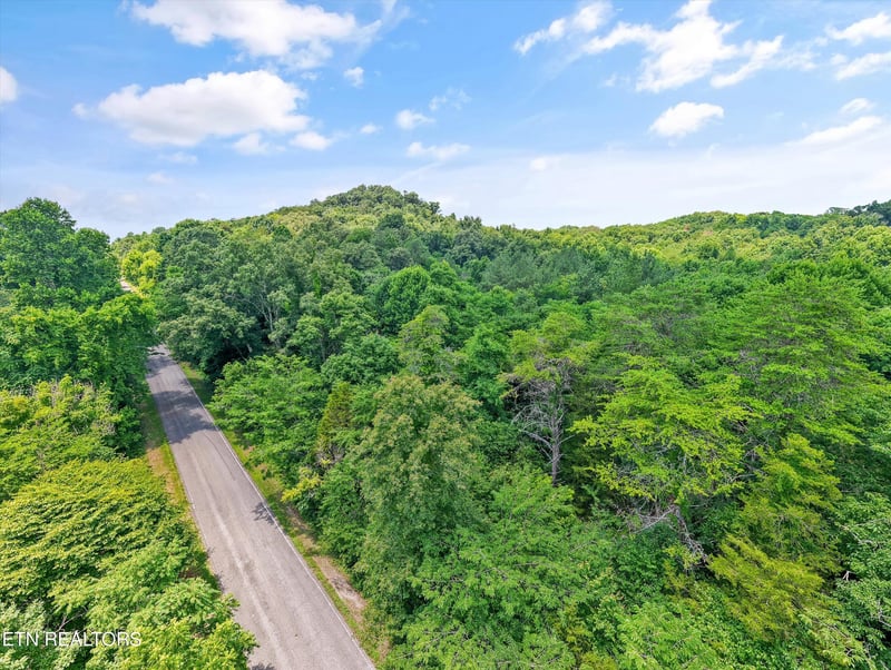 1499 Dogwood Valley Rd, Kingston, TN 37763