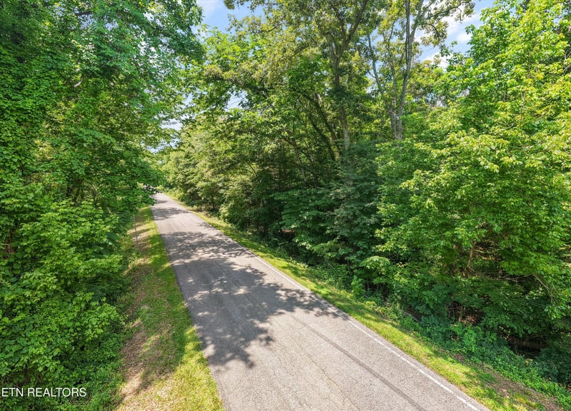 1499 Dogwood Valley Rd, Kingston, TN 37763