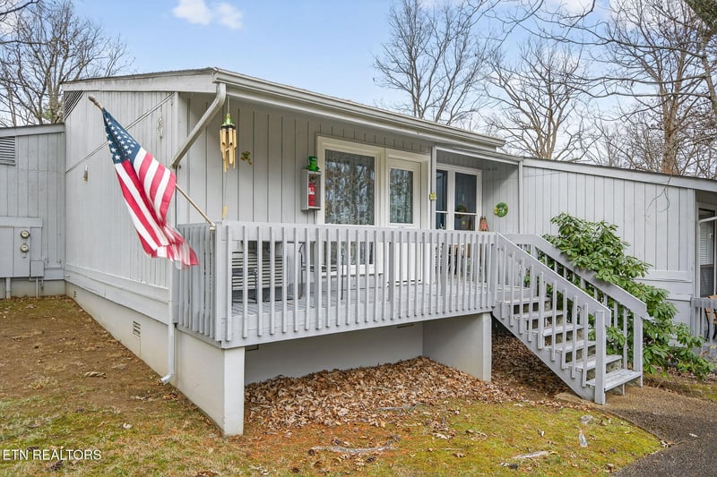 15 Eagle Ct, Crossville, TN 38558