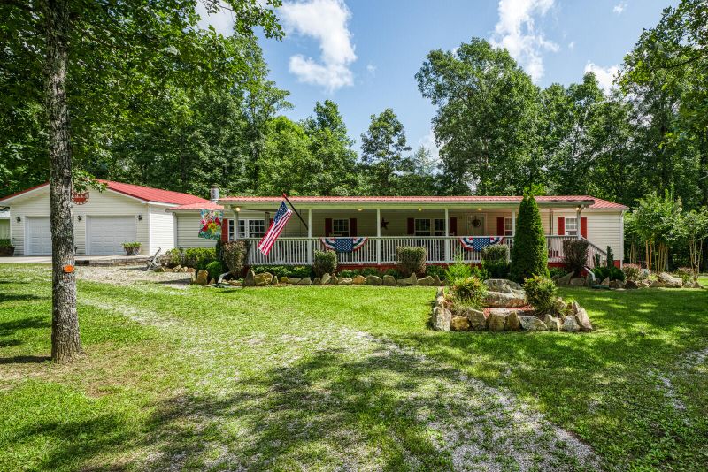 15 Erin Rd, Crossville, TN 38572