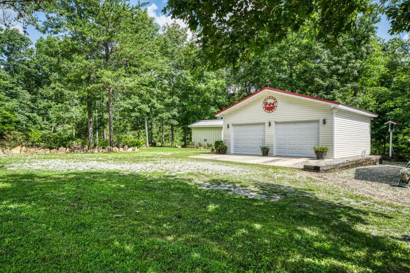 15 Erin Rd, Crossville, TN 38572