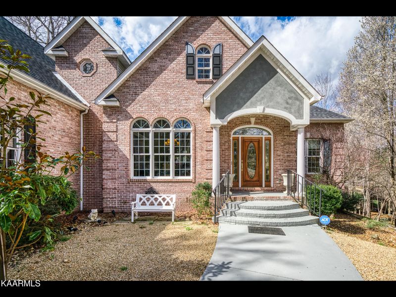 15 Mariners Point, Crossville, TN 38558
