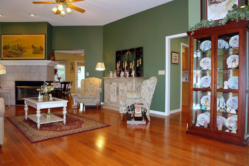 15 Mountain View Ter, Crossville, TN 38558