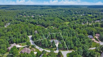 15 Pamala Ln, Crossville, TN 38558