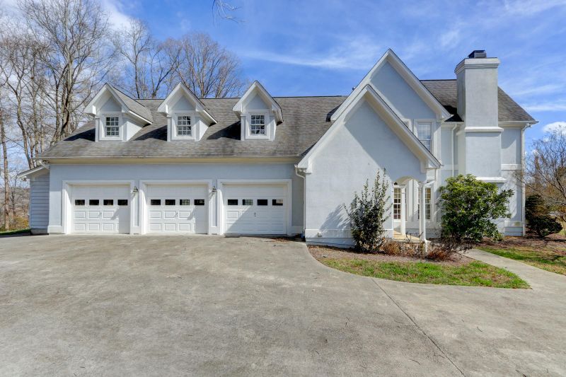 15 Raintree Pl, Oak Ridge, TN 37830