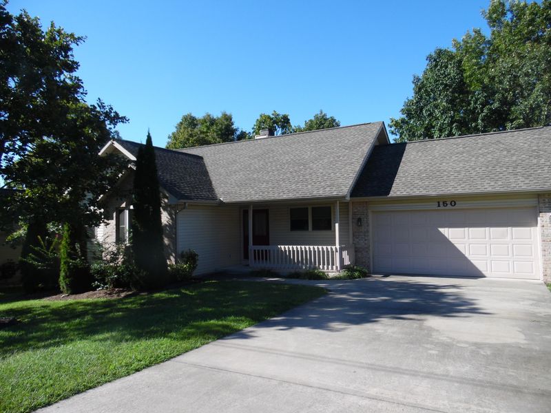 150 Berkshire Loop, Crossville, TN 38558
