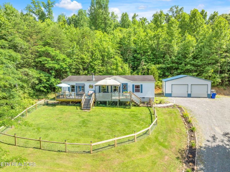 150 Blacksferry Rd, Knoxville, TN 37931