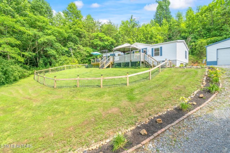 150 Blacksferry Rd, Knoxville, TN 37931