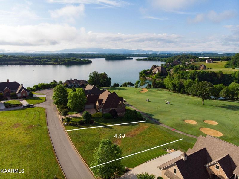 150 Blue Jay Ave, Vonore, TN 37885