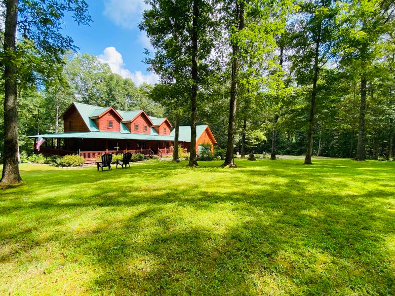 150 Chester Kelley Rd, Tellico Plains, TN 37385
