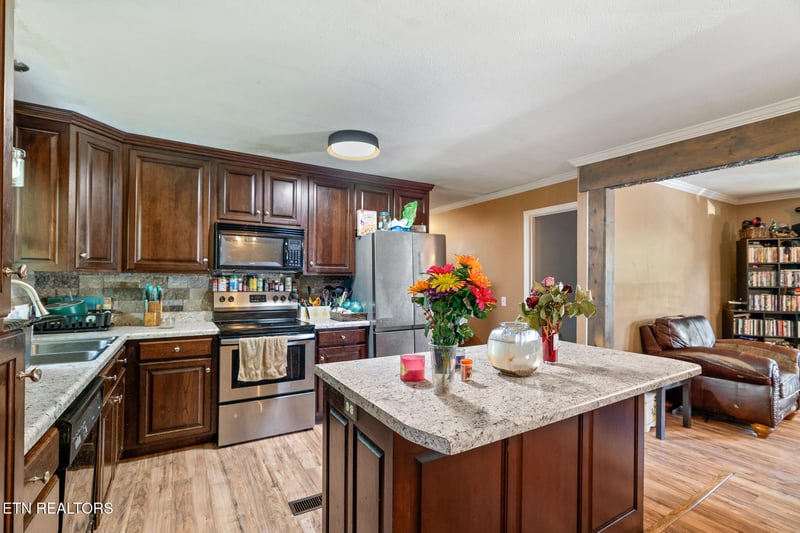 150 County Road 600, Athens, TN 37303