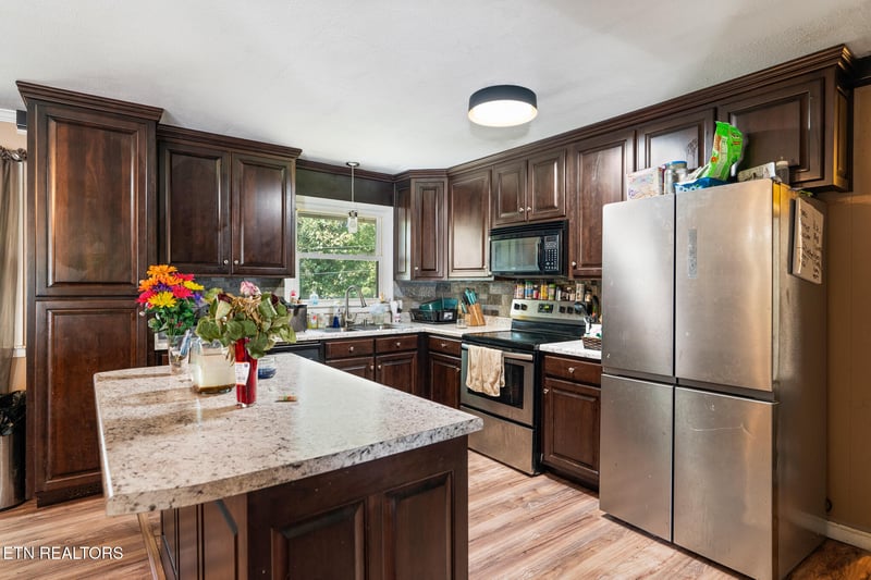 150 County Road 600, Athens, TN 37303