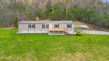150 E Raccoon Valley Dr, Heiskell, TN 37754