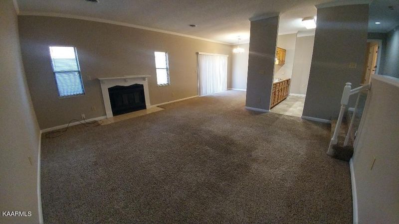150 Hendrix Dr, Oak Ridge, TN 37830