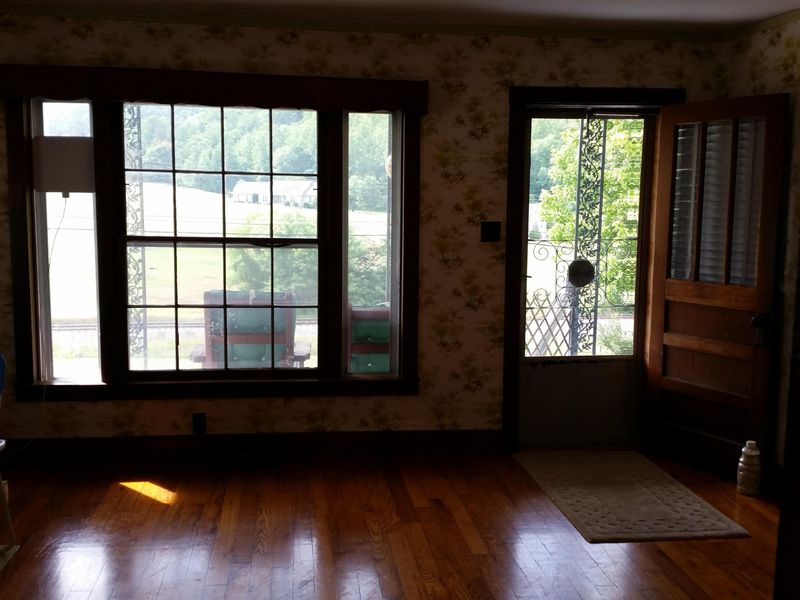 150 Justice Rd, Oliver Springs, TN 37840