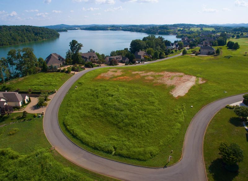 150 Killdeer Dr, Vonore, TN 37885