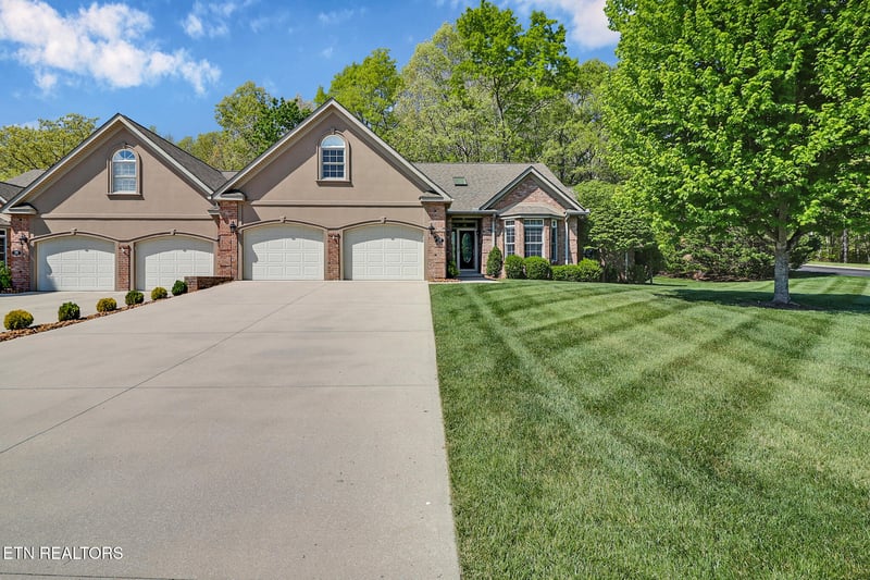 150 Lafayette Ter #28, Crossville, TN 38558