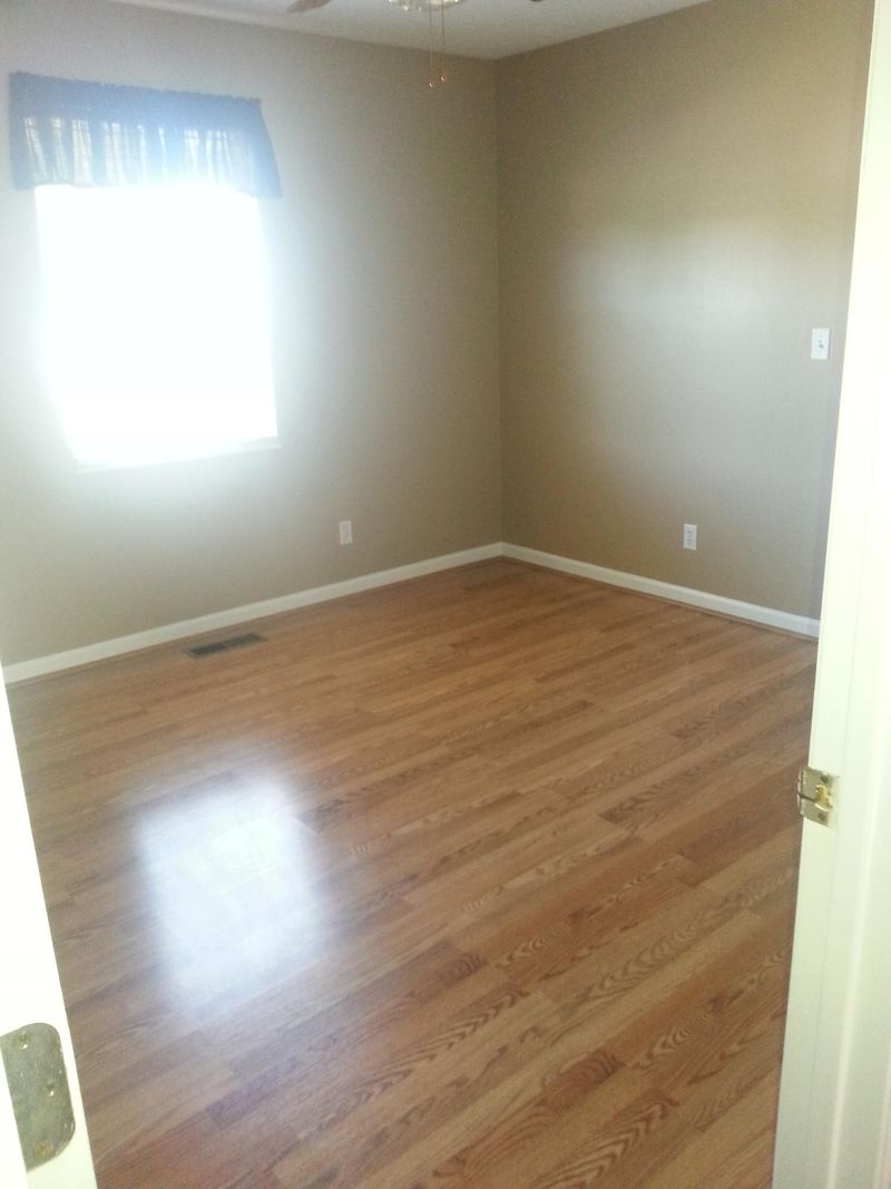 150 Meadow View Ln, Powell, TN 37849