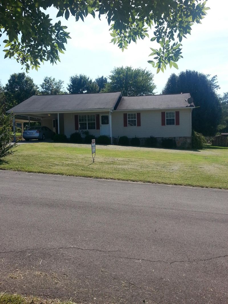 150 Meadow View Ln, Powell, TN 37849