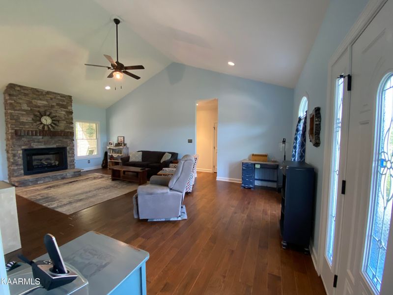 150 Mossie Ln, Maynardville, TN 37807